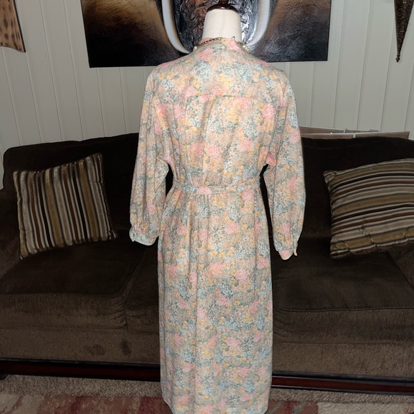 The Stroller • Vintage • 1960’s • Dress • Size 16 • Beige/ Pink/ Yellow/ Green - Picture 4 of 14